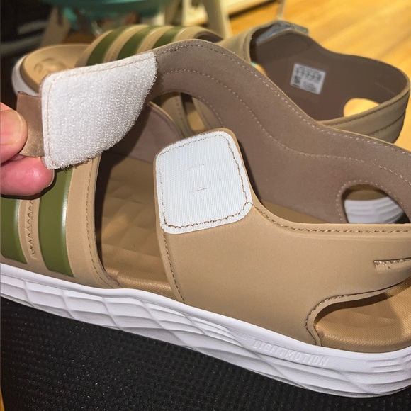 Adidas sandals - Picture 4 of 6